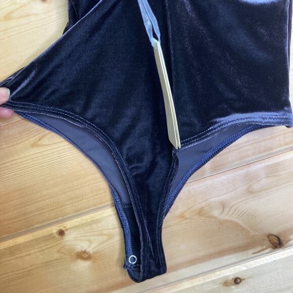 Naked Princess Jordana Bodysuit Charcoal Grey Velvet Size Small NWT - Picture 6 of 9